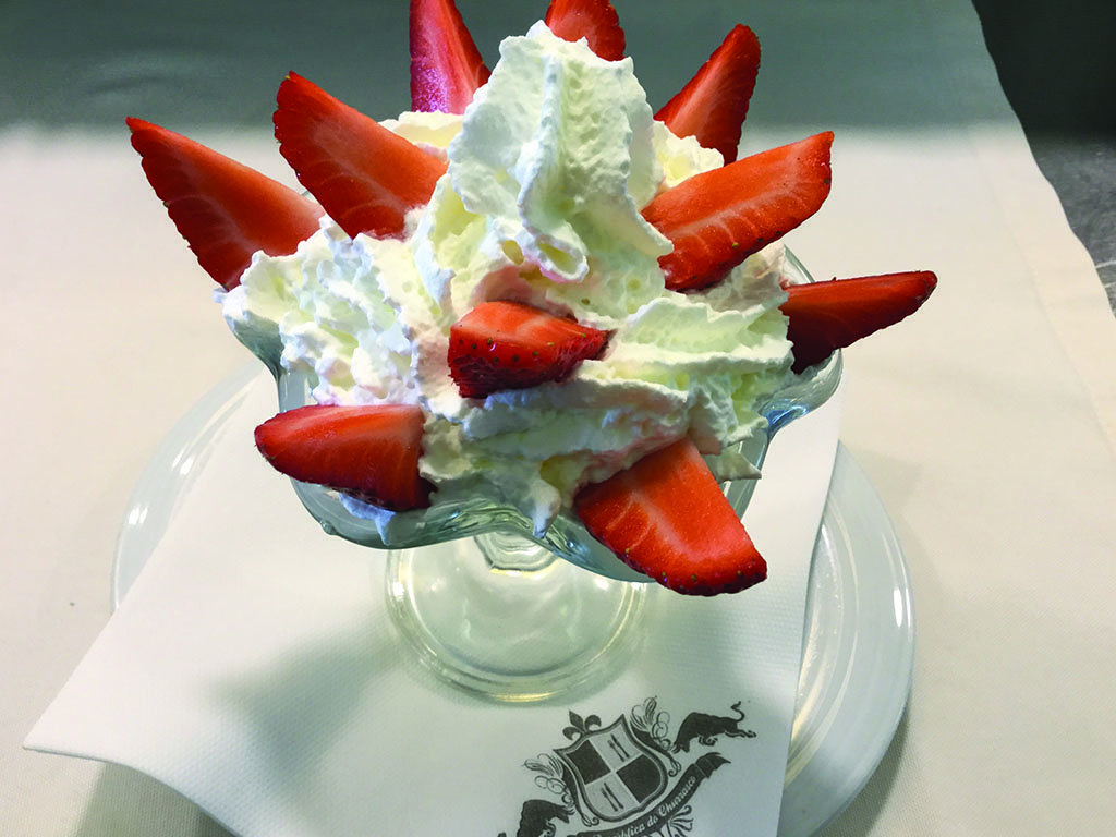 Morangos c/ Chantilly