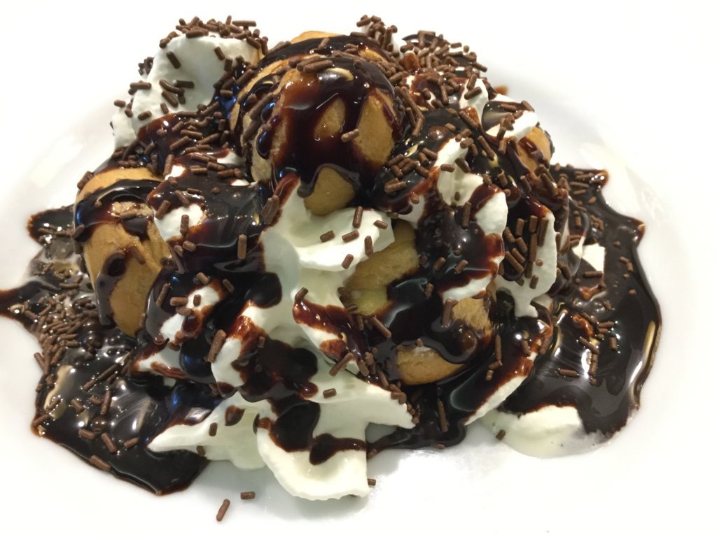 Profiteroles